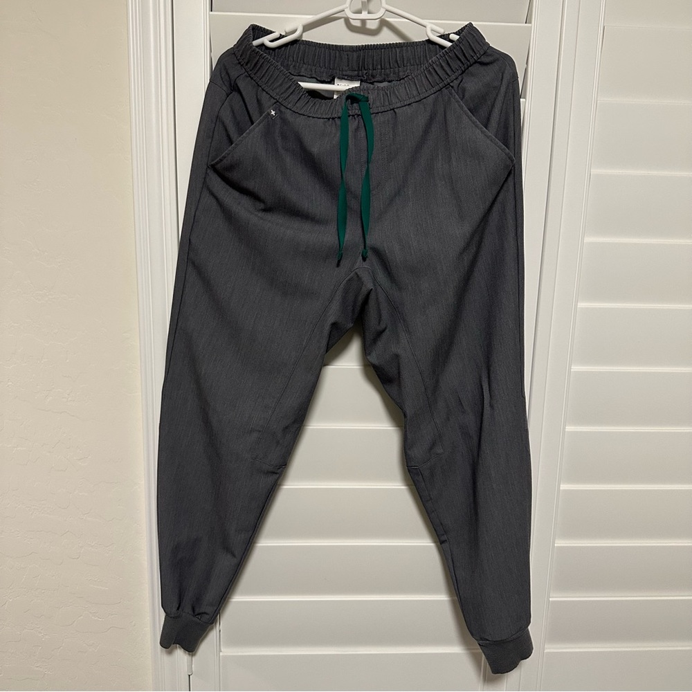 Figs Tansen Jogger Scrubs Graphite (S/Short)- Used